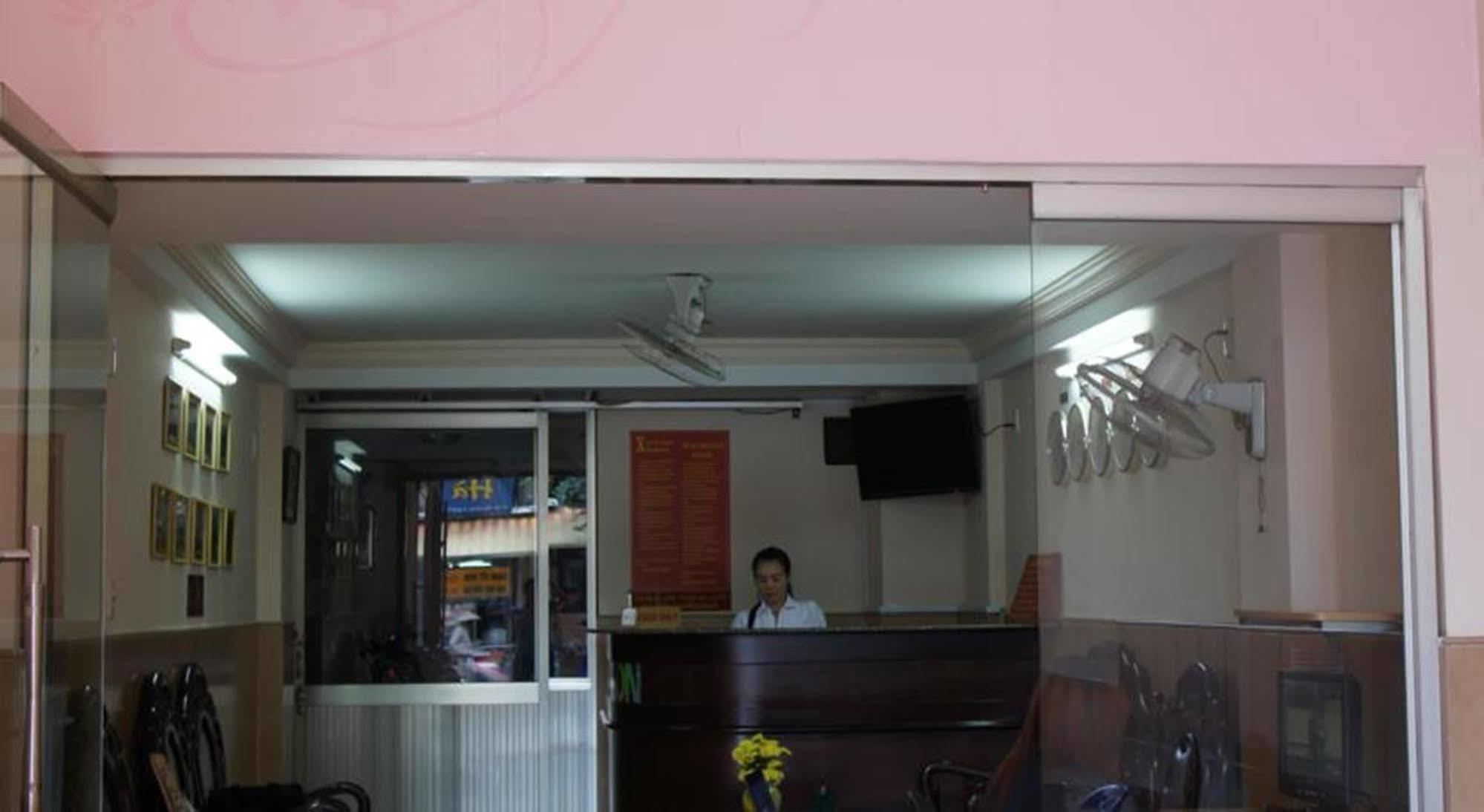 Elegant Inn Thành Pho Ho Chí Minh Esterno foto